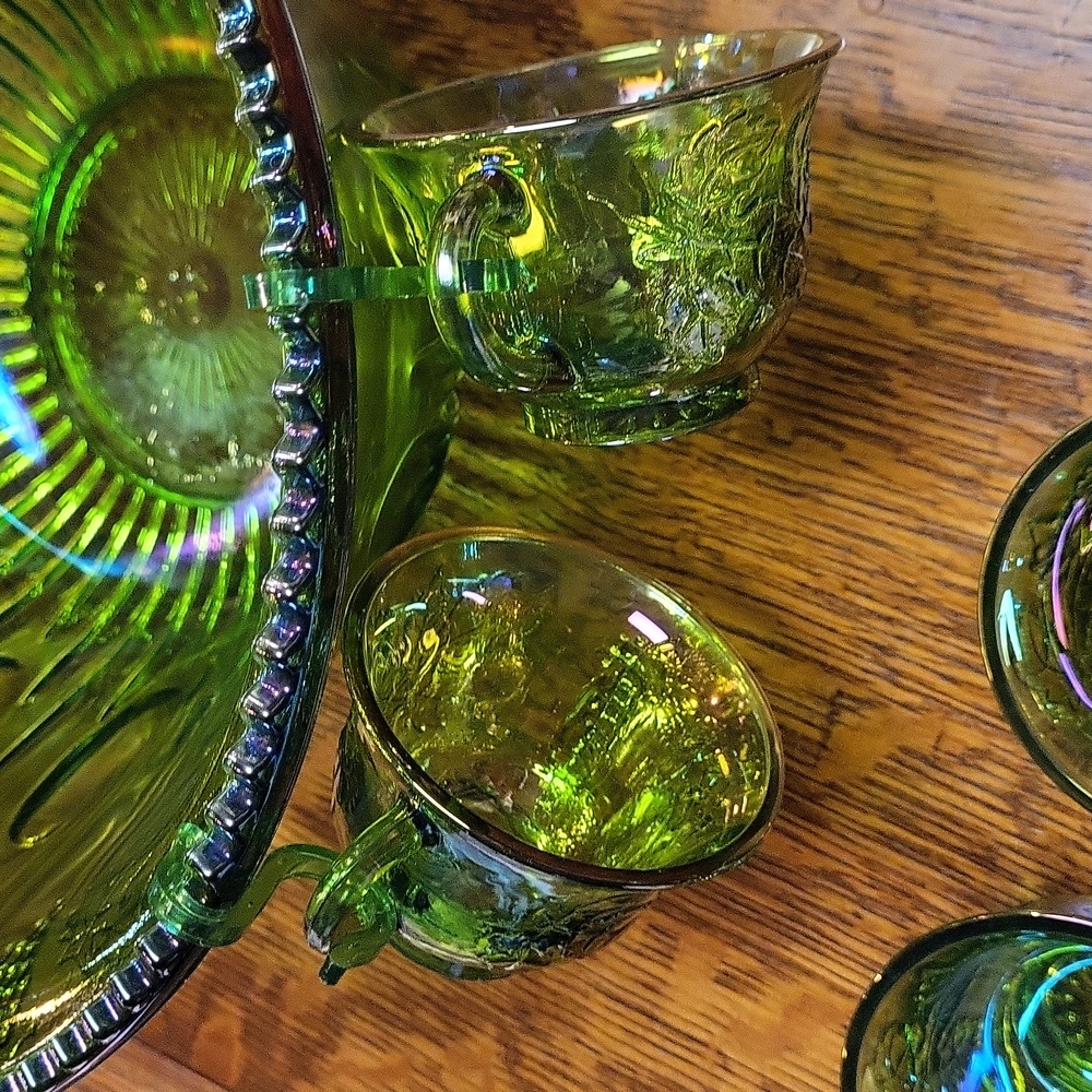 CARNIVAL GLASS VINTAGE INDIANA PRINCESS SET IRIDESCENT LIME 7" QUART BOWL SET - Picture 2 of 4